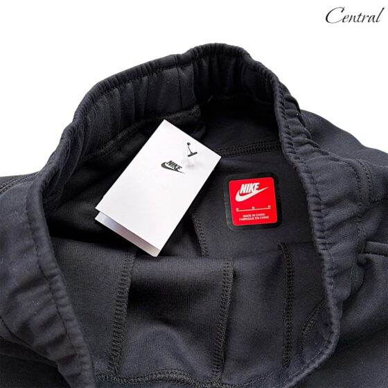 Nike Sportswear Tech Fleece in black, showcasing a sleek design and soft fabric for comfort and warmth.