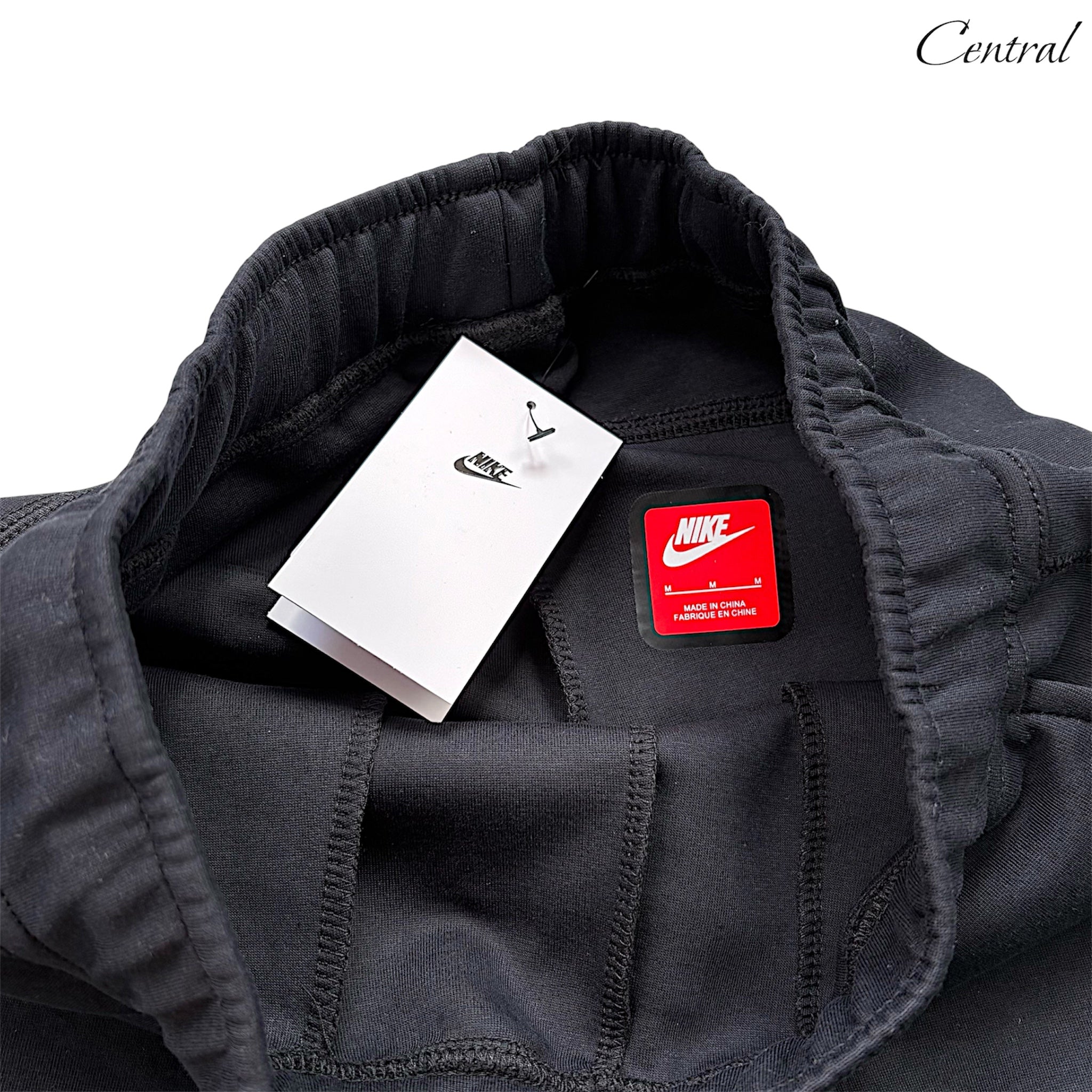 Nike Sportswear Tech Fleece in black, showcasing a sleek design and soft fabric for comfort and warmth.