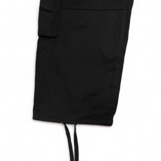 Corteiz cargo pants in olive green with multiple pockets and a relaxed fit, showcasing casual streetwear style.