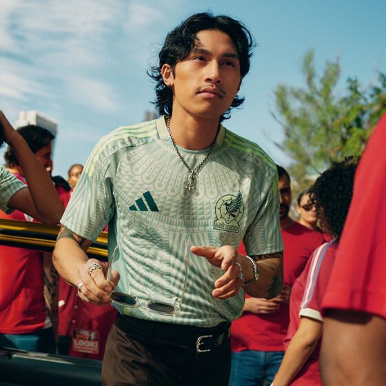 Mexico 2024/25 Away fan jersey featuring the team's colors and logo, displayed on a white background.