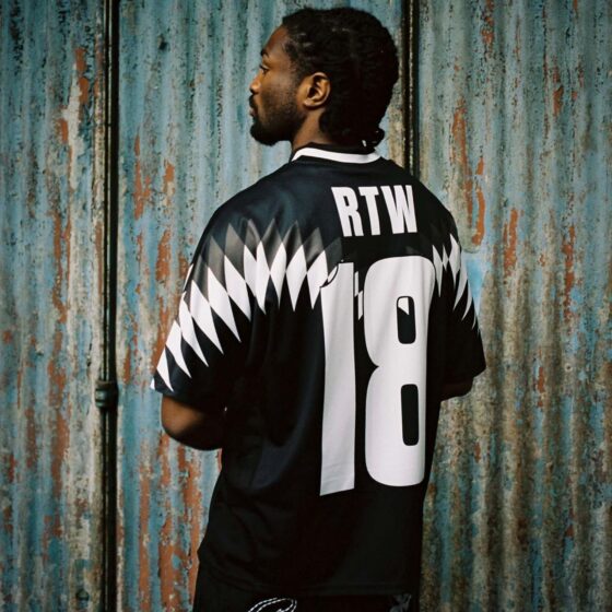 Corteiz Club RTW black football jersey t-shirt featuring a stylish design and comfortable fit.