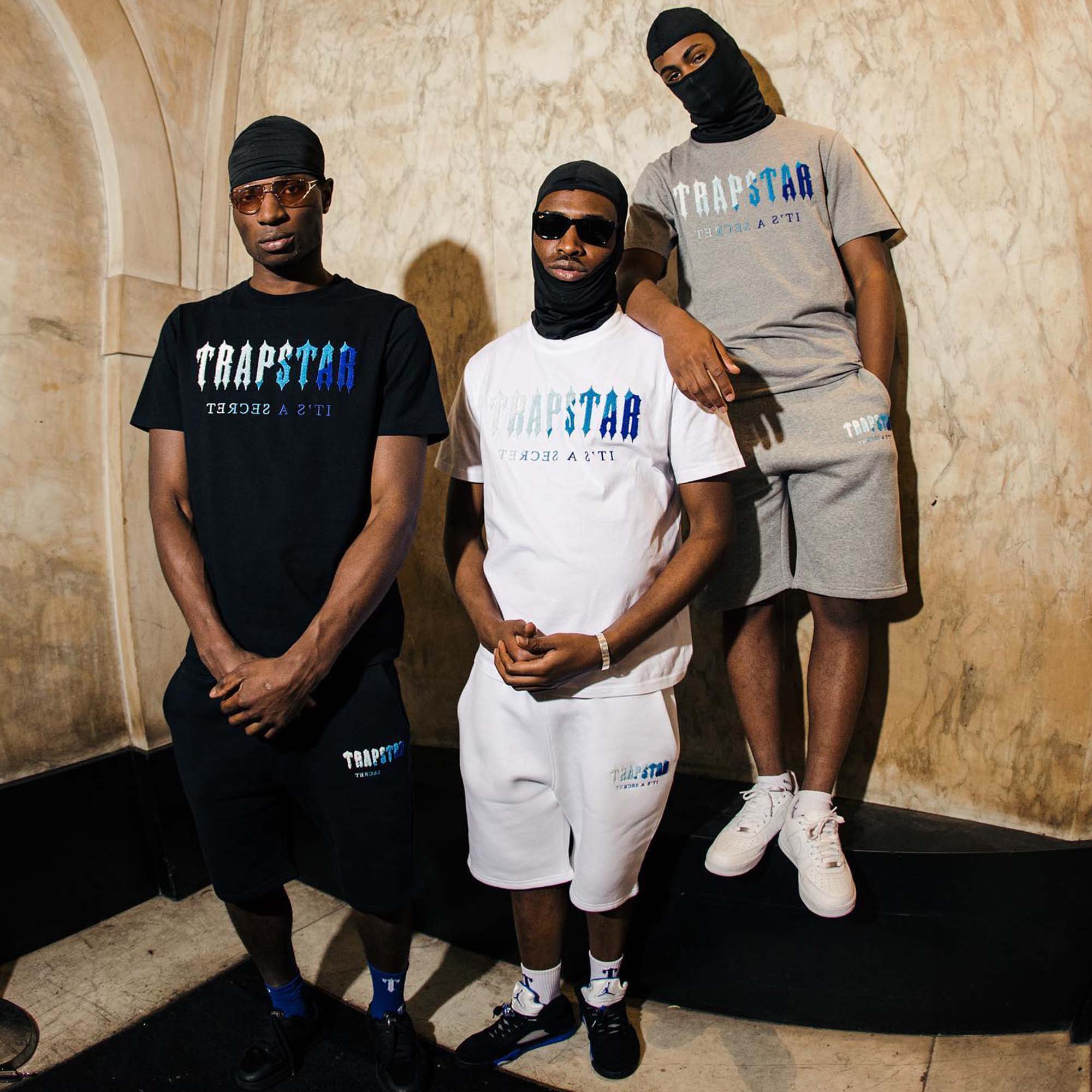Black Ice Flavours short set featuring a chenille t-shirt and shorts by TRAPSTAR, displayed on a neutral background.